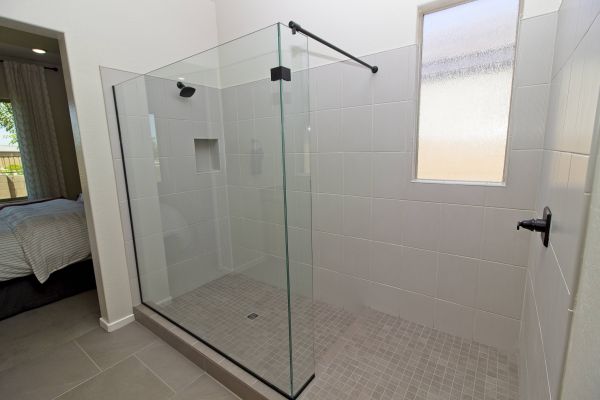 Walk In Shower Installation in Lithonia