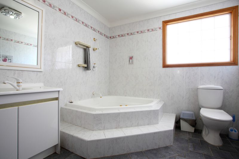 Top Bathtub Installation Companies in Covington, GA